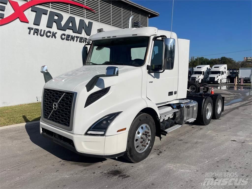 Volvo VNR64T Truck Tractor Units