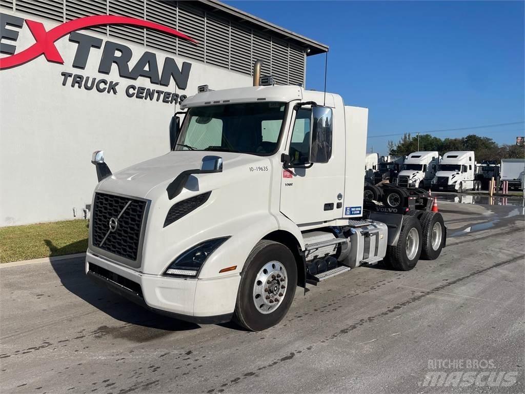 Volvo VNR64T Truck Tractor Units