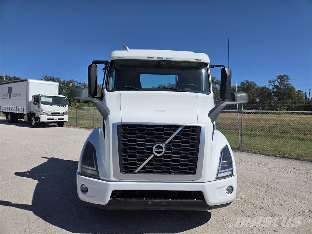 Volvo VNR64T300 Truck Tractor Units