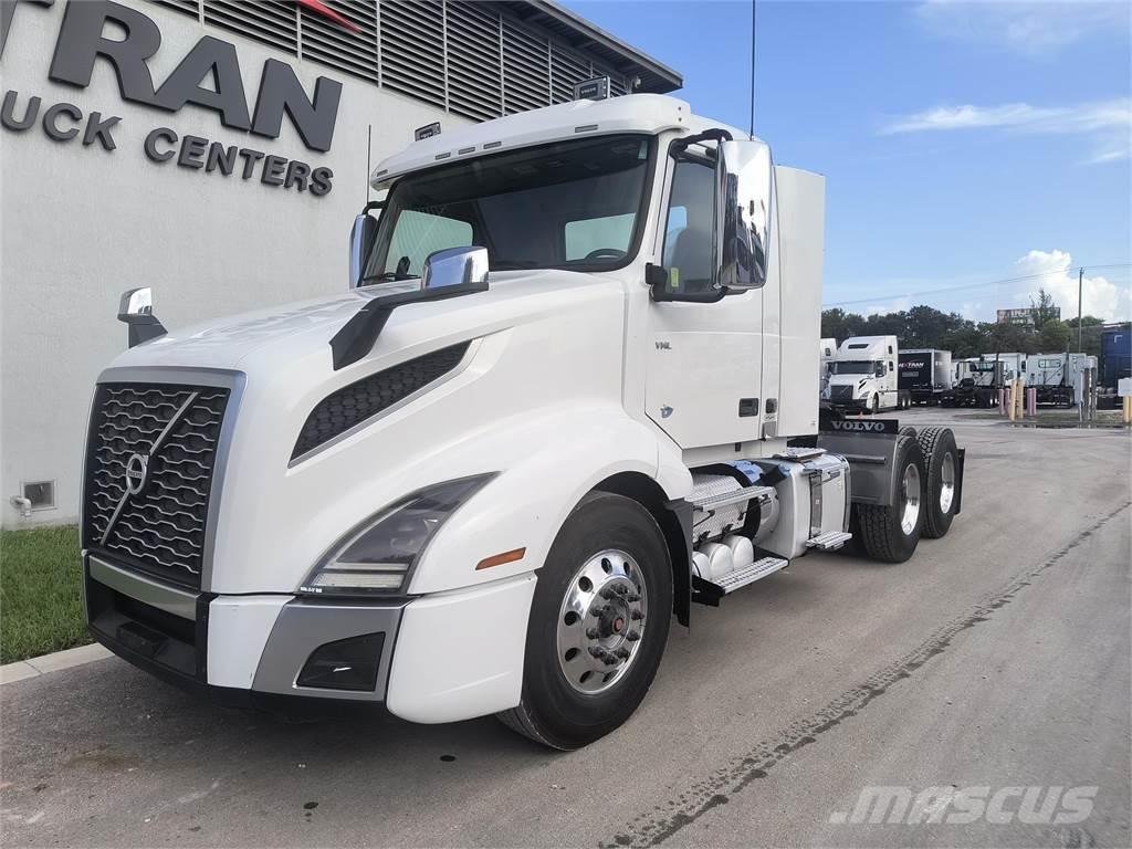 Volvo VNR64T300 Truck Tractor Units