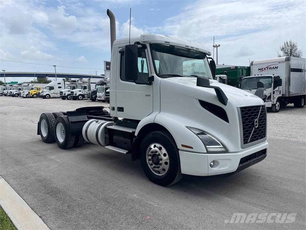 Volvo VNR64T300 Truck Tractor Units