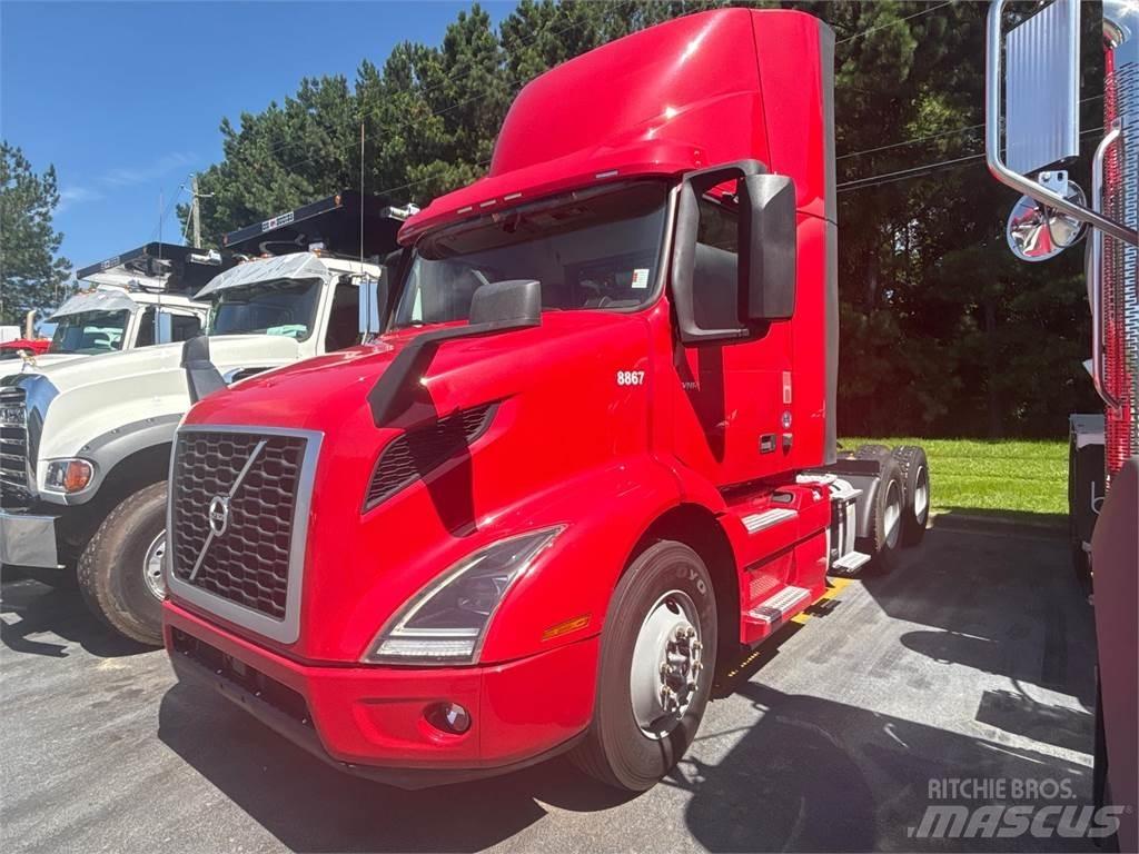 Volvo VNR64T300 Truck Tractor Units