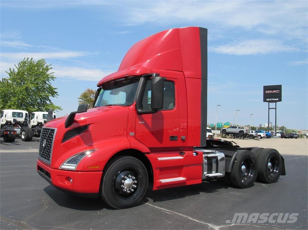 Volvo VNR64T300 Truck Tractor Units