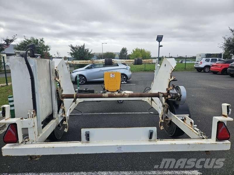 Adoc 3T5 Flatbed/Dropside trailers