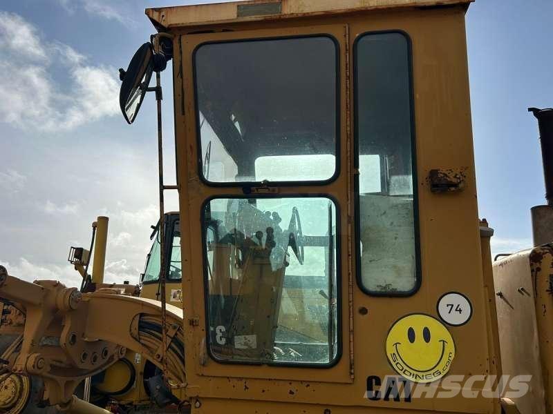CAT 120G Graders