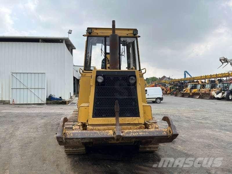 CAT 943 Crawler FEL's