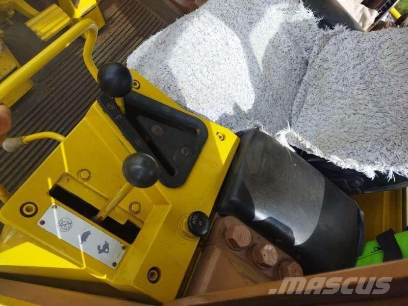 CAT 963 Crawler FEL's