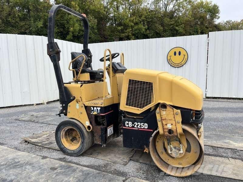 CAT CB225D Soil compactors