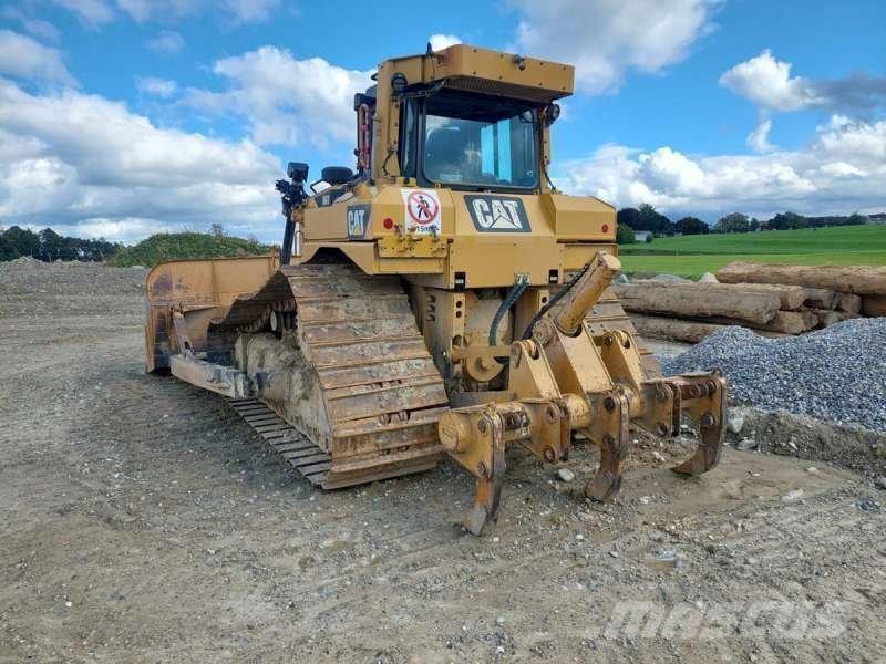 CAT D6T LGP Crawler dozers