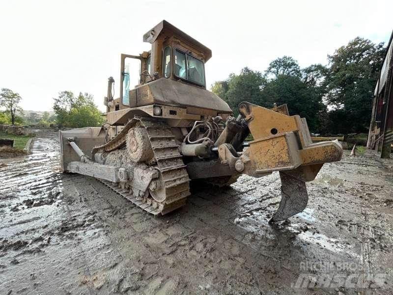 CAT D8L Crawler dozers