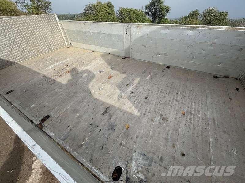 Scania R420 Flatbed/Dropside trucks