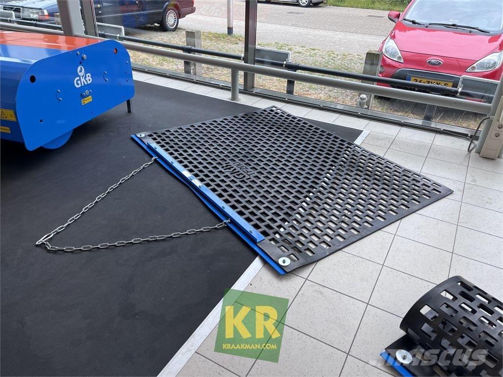  GKB Topfinish Other groundscare machines