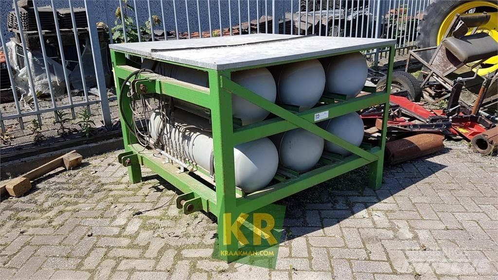 Hoaf 6x 116 liter Other farming machines
