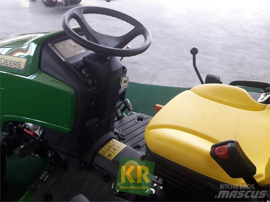 John Deere 1026R Compact tractors