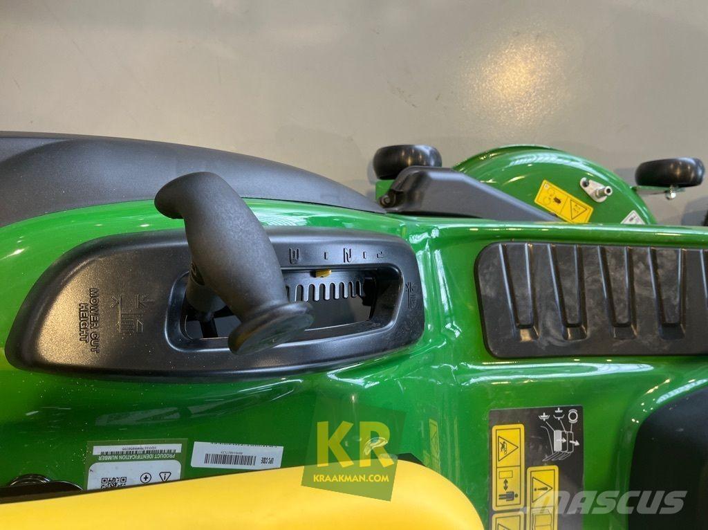 John Deere X167R Riding mowers