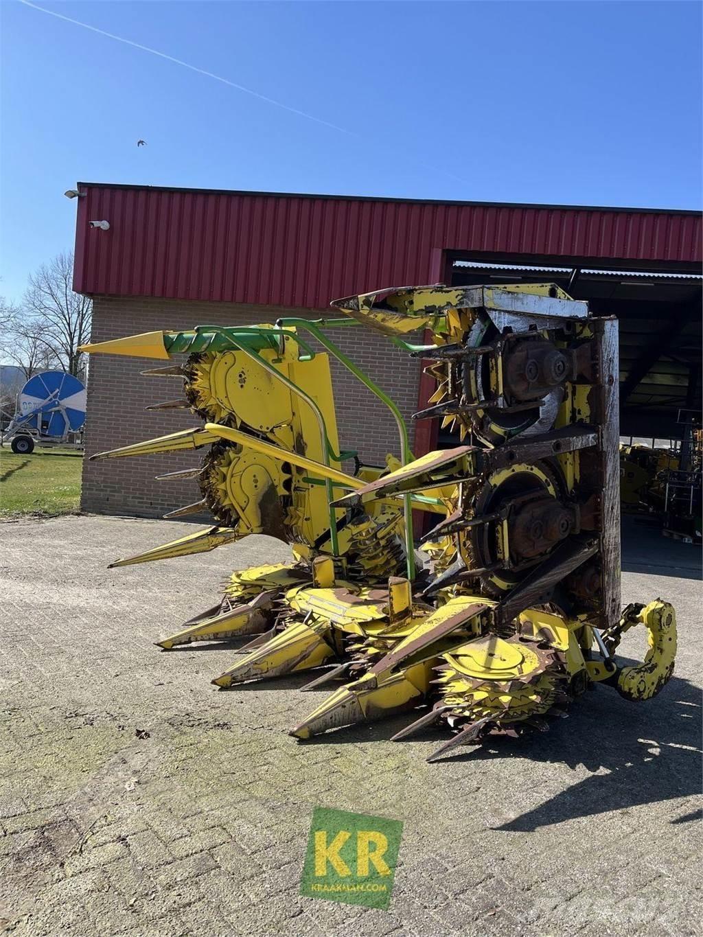 Kemper 360 Combine harvester heads