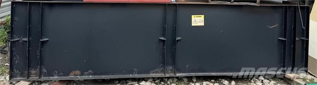  900 Gallon Other components