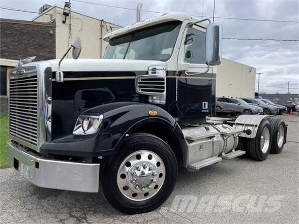 Freightliner 122SD Truck Tractor Units