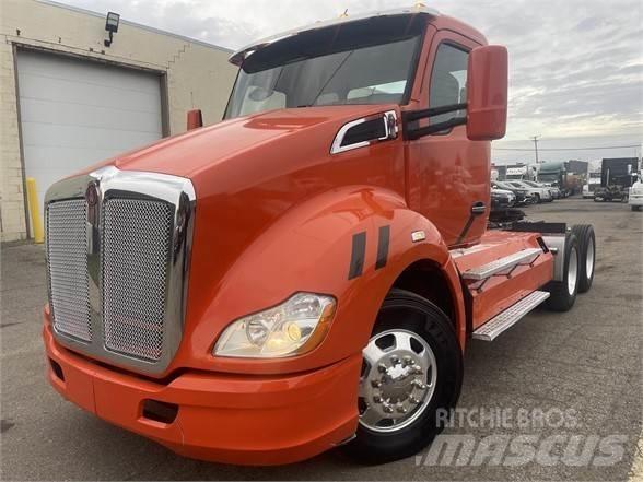 Kenworth T680 Truck Tractor Units