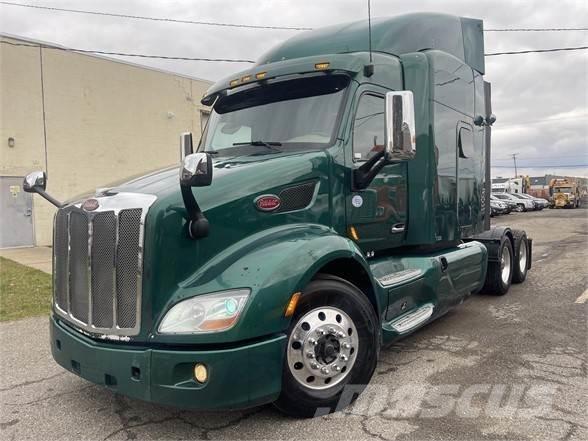Peterbilt 579 Truck Tractor Units