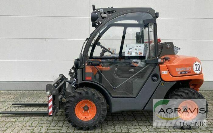 Ausa T144H Farming telehandlers