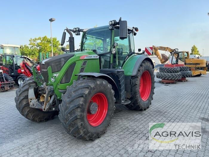 Fendt 718 VARIO S4 Tractors