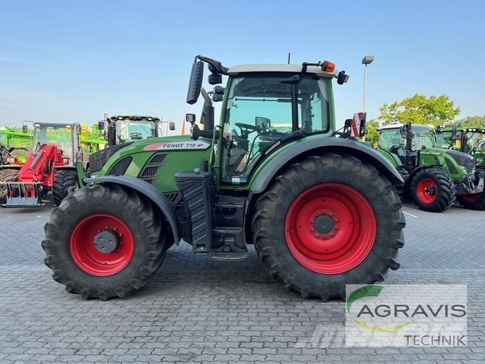 Fendt 718 VARIO S4 Tractors