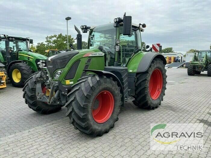 Fendt 724 VARIO S4 Tractors