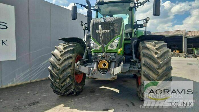 Fendt 826 VARIO S4 Tractors