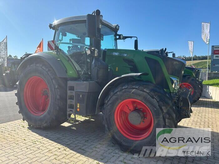 Fendt 828 VARIO S4 Tractors