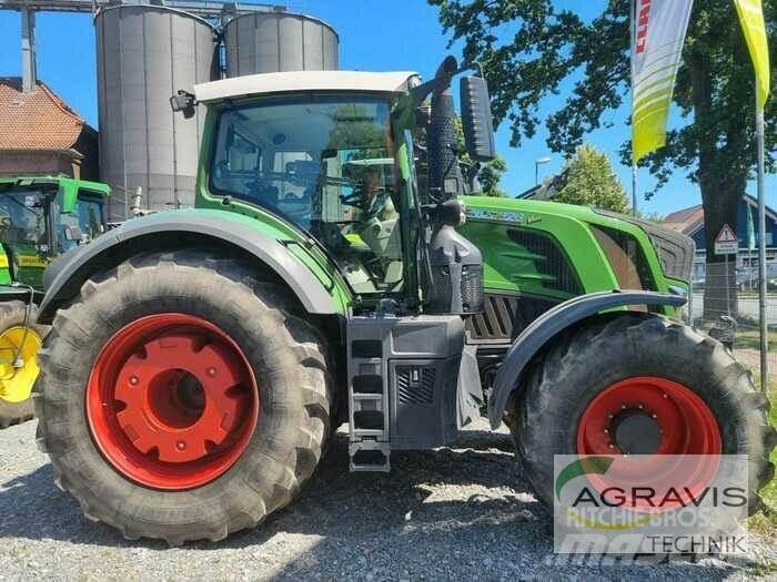 Fendt 828 VARIO S4 Tractors