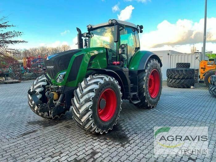Fendt 828 VARIO S4 Tractors