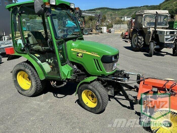 John Deere 2320 Compact tractors