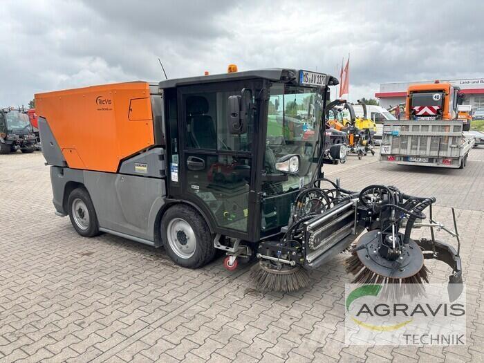 Kärcher MC250 Sweepers
