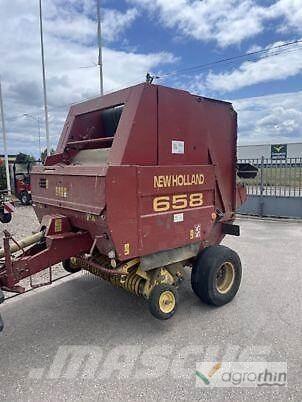 New Holland 658 Round balers