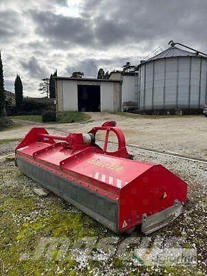 Omarv CUNEO 320 Pasture mowers and toppers