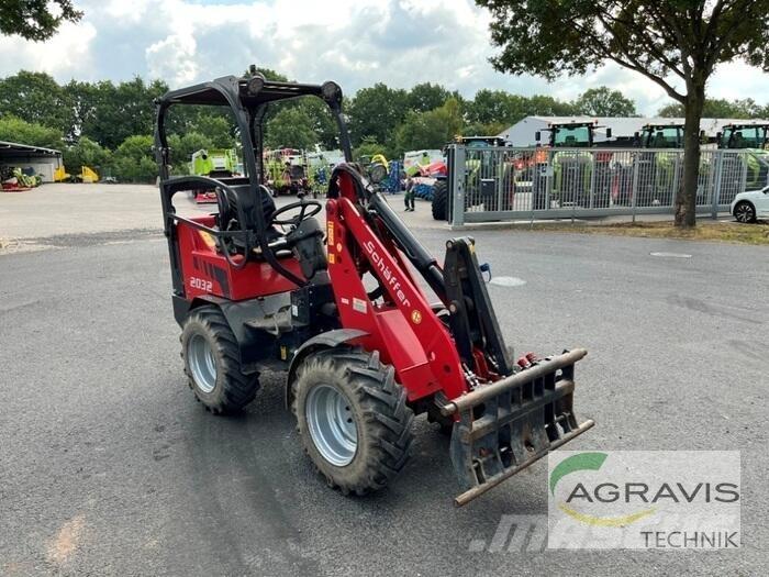 Schäffer 2032 Farming telehandlers