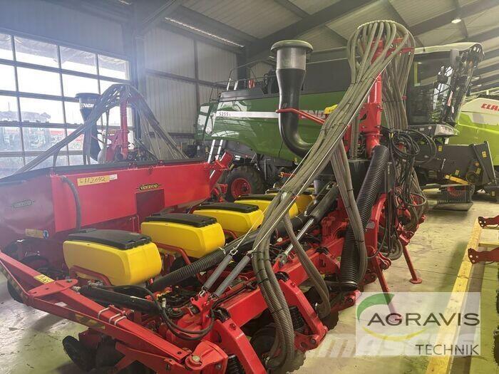 Väderstad TEMPO TPV 8 Drills