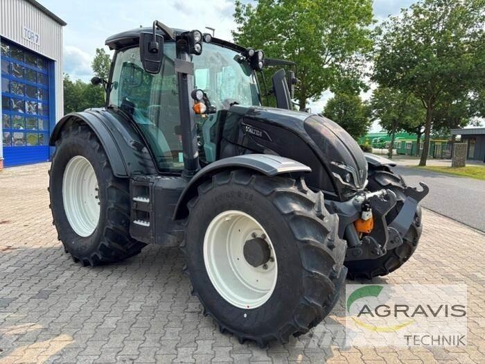 Valtra N 135 D 2B1 Tractors
