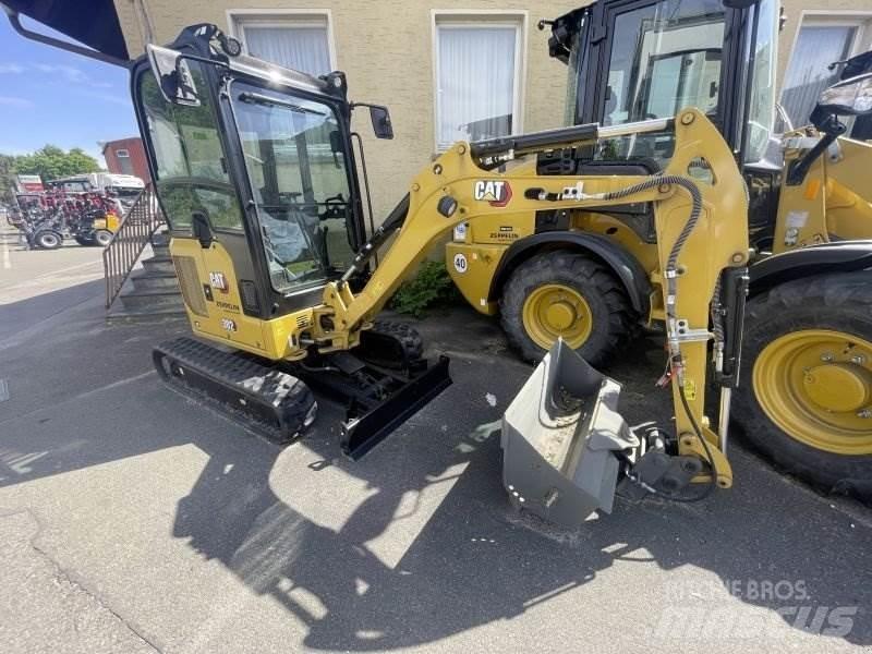 CAT 302CR-05A Mini excavators < 7t
