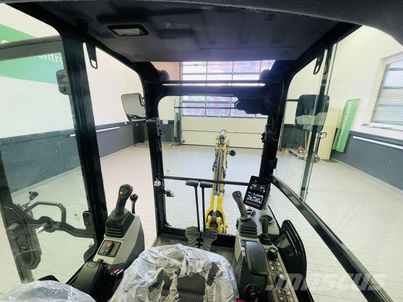 CAT 302CR-05A Wheeled excavators