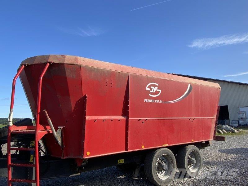 JF VM 24-3 SC Mixer feeders