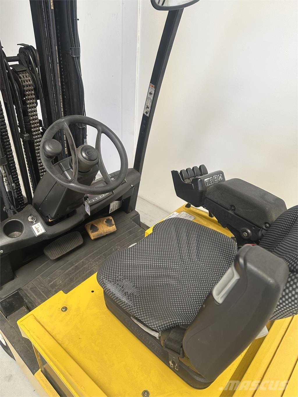 Yale ERP16ATF AC (SWB) Electric forklift trucks