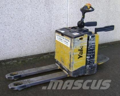 Yale MP20X - 400 AH Low lifter with platform
