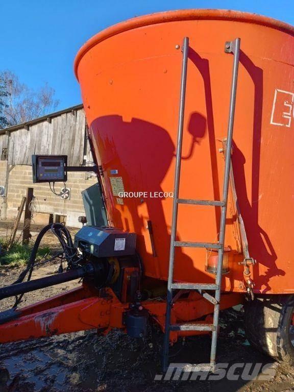  Euromark TXV 13 Mixer feeders
