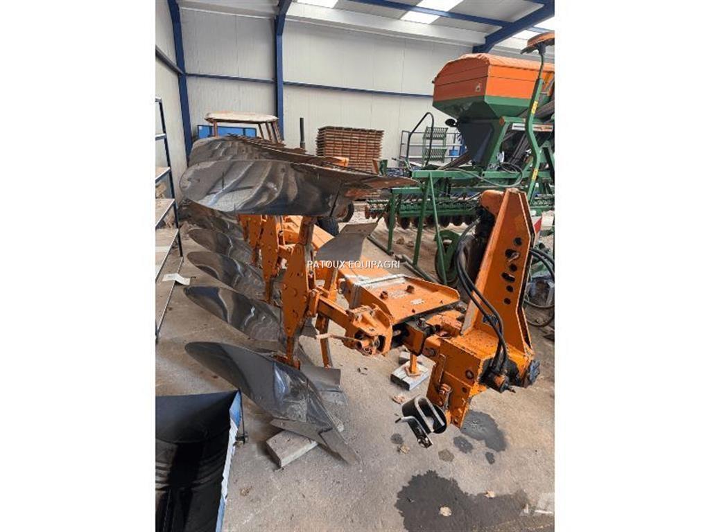 Huard C0410 Conventional ploughs