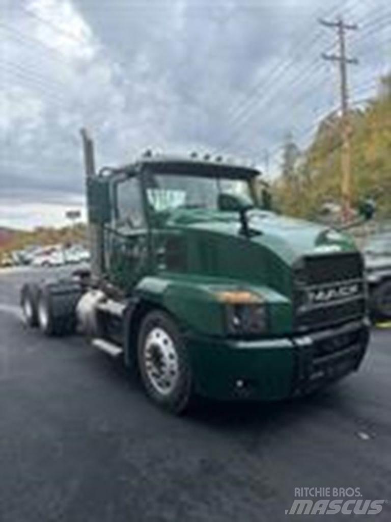 Mack AN64T Truck Tractor Units