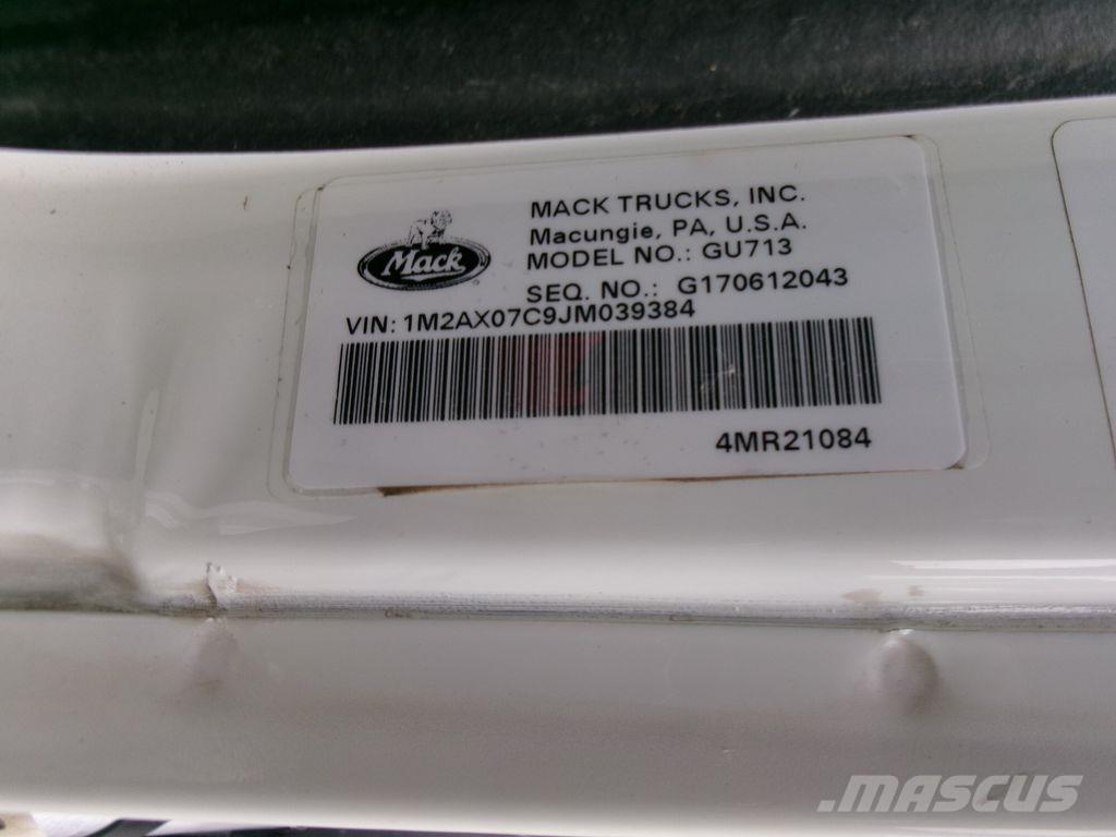 Mack GU713 Tipper trucks