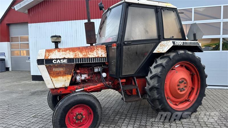 CASE 1390 Tractors