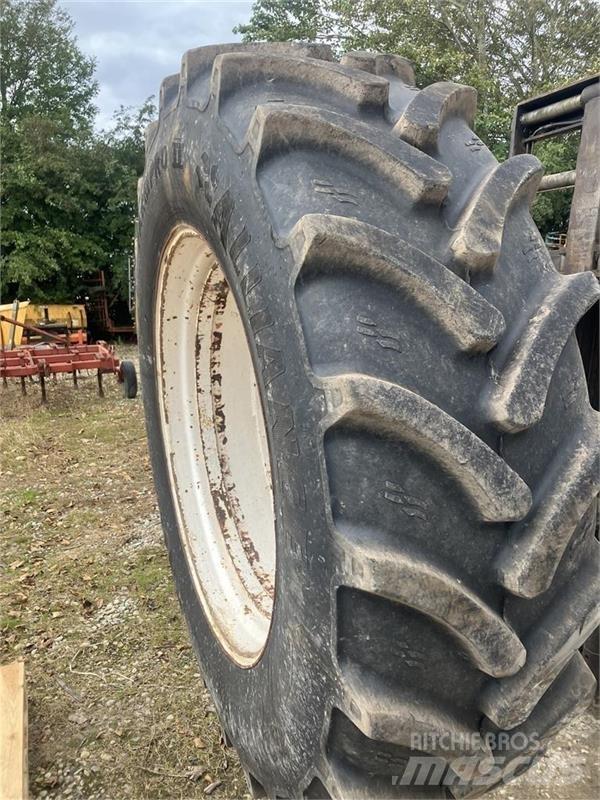  - - - Tyres, wheels and rims